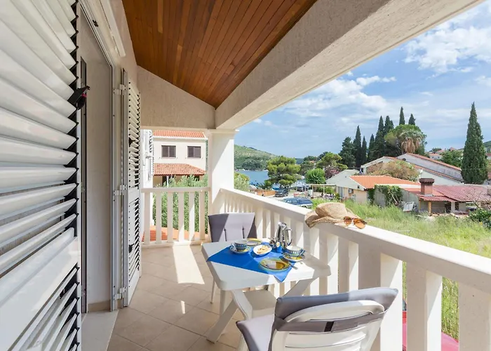 Florence - Mediterranean Gardenpool Villa Zaton (Dubrovnik-Neretva)